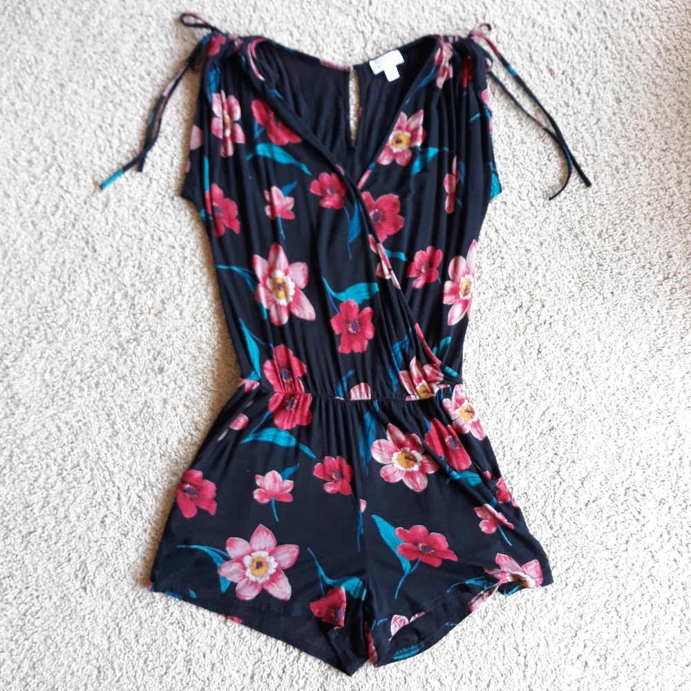 Market & Spruce Ralphie Romper Small Petite